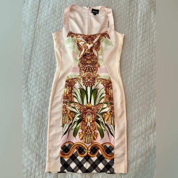 Just Cavalli Dress. Bought this Dubai Mall. Worn only 3X. Great Condition - Picture 7 of 9